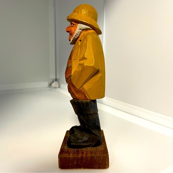 Swedish Wood Carving Fisherman by CO Trygg 1969 Beautifully Detailed Subtle - Picture 3 of 4